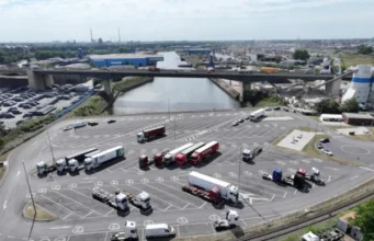Bucătărie pe parcare – Rușine sau mândrie? Bucătărie pe parcare